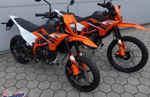 Neumotorrad KTM 125 SMC R