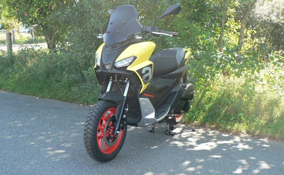 Angebot Aprilia SR GT 125 Bild 1: Angebot Aprilia SR GT 125
