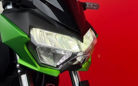 Neufahrzeug Kawasaki Z e-1 - Bild 14