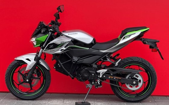 Neufahrzeug Kawasaki Z e-1 - Bild 5