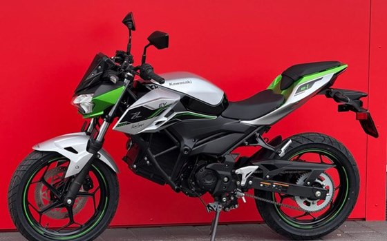 Neufahrzeug Kawasaki Z e-1 - Bild 7