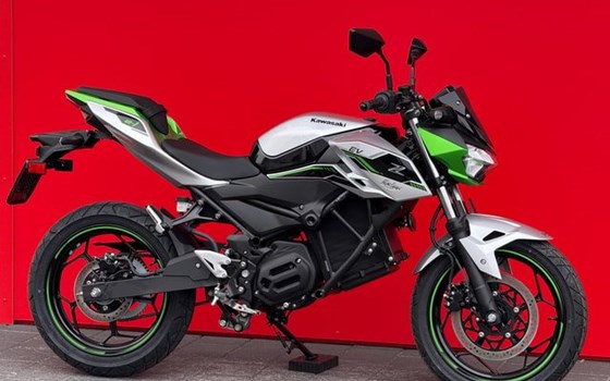 Neufahrzeug Kawasaki Z e-1 - Bild 8