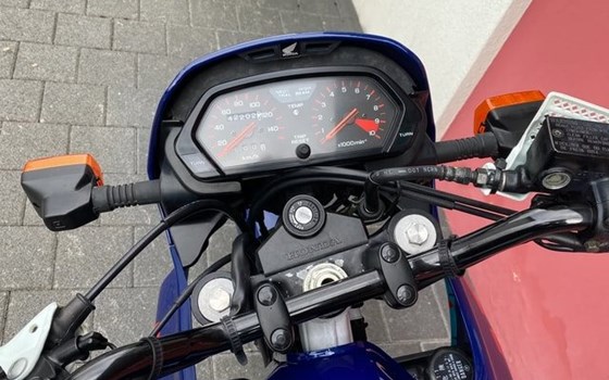 Motorrad Occasion Honda NX 250 Dominator - Bild 8