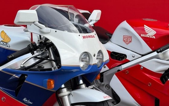 Motorrad Occasion Honda VFR 750 R - Bild 4