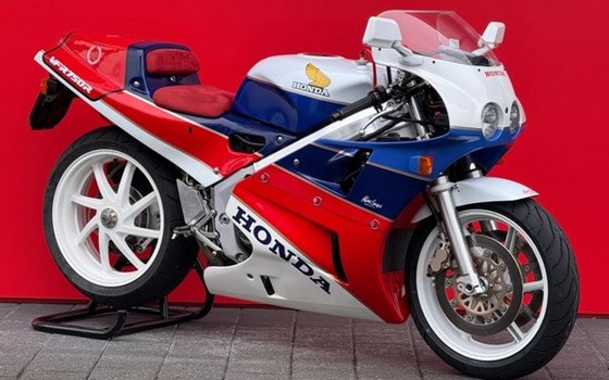 Offerta Honda VFR 750 R - Immagine 1