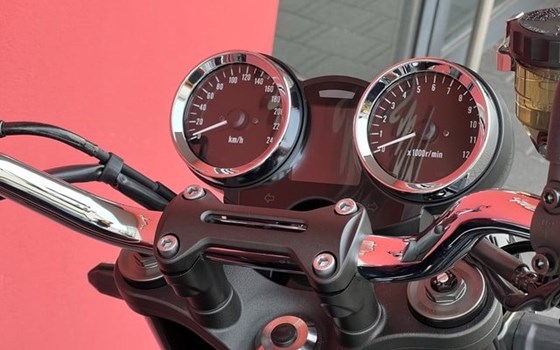 Neufahrzeug Kawasaki Z900 RS - Bild 2