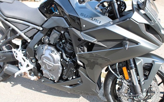 Neufahrzeug Suzuki GSX-8R - Bild 7