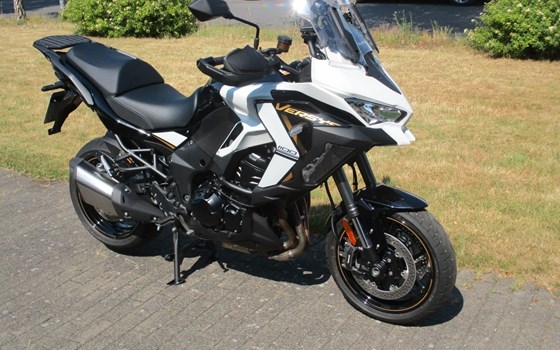 Gebrauchtmotorrad Kawasaki Versys 1100 SE - Bild 1
