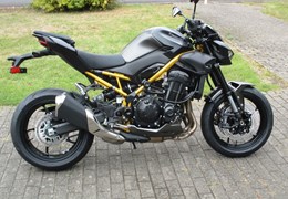 Neumotorrad Kawasaki Z900