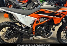 Neumotorrad KTM 390 Enduro R