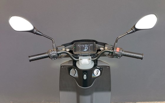 Neufahrzeug Piaggio One Active - Bild 20