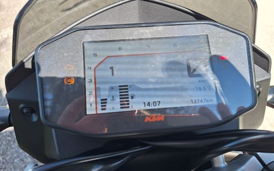 Gebrauchtmotorrad KTM 690 Duke - Bild 5 Gebrauchtmotorrad KTM 690 Duke - Bild 5