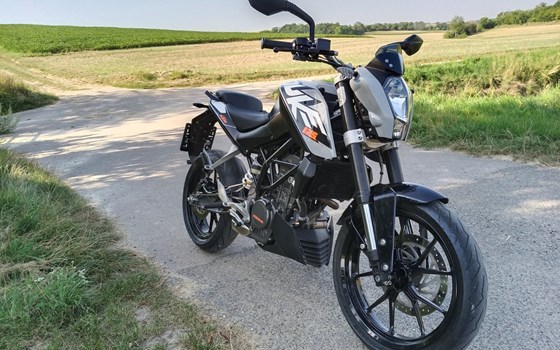 Gebrauchtmotorrad KTM 125 Duke - Bild 1