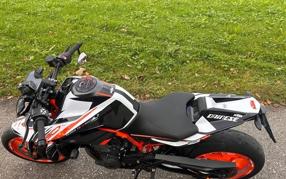 Gebrauchtmotorrad KTM 890 Duke R - Bild 8 Gebrauchtmotorrad KTM 890 Duke R - Bild 8