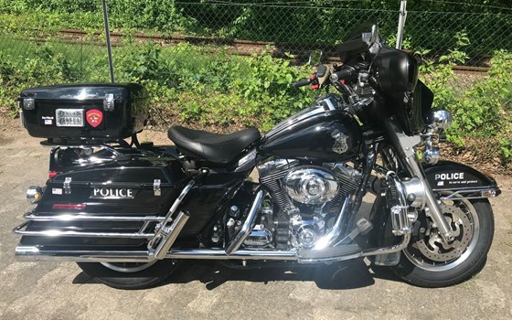 Gebrauchtmotorrad Harley-Davidson Electra Glide Police Edition - Bild 16