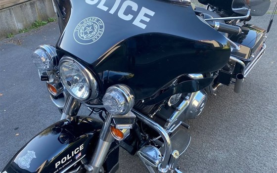 Gebrauchtmotorrad Harley-Davidson Electra Glide Police Edition - Bild 3