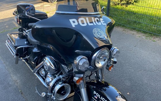 Gebrauchtmotorrad Harley-Davidson Electra Glide Police Edition - Bild 4