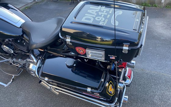 Gebrauchtmotorrad Harley-Davidson Electra Glide Police Edition - Bild 7