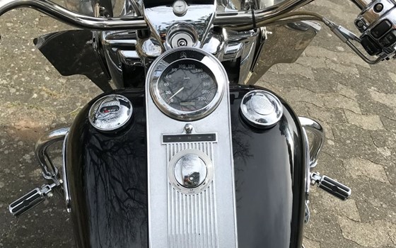 Gebrauchtmotorrad Harley-Davidson Road King Classic FLHRC - Bild 19