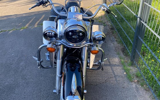 Gebrauchtmotorrad Harley-Davidson Road King Classic FLHRC - Bild 6