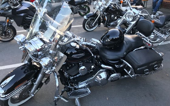 Gebrauchtmotorrad Harley-Davidson Road King Classic FLHRC - Bild 7