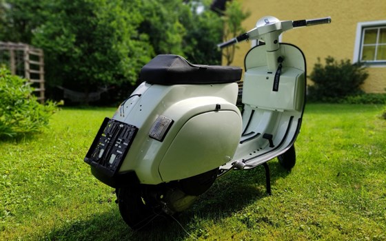 Gebrauchtmotorrad Vespa PK 125 - Bild 4 Gebrauchtmotorrad Vespa PK 125 - Bild 4