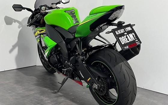 Gebrauchtmotorrad Kawasaki Ninja ZX-10R - Bild 2 Gebrauchtmotorrad Kawasaki Ninja ZX-10R - Bild 2
