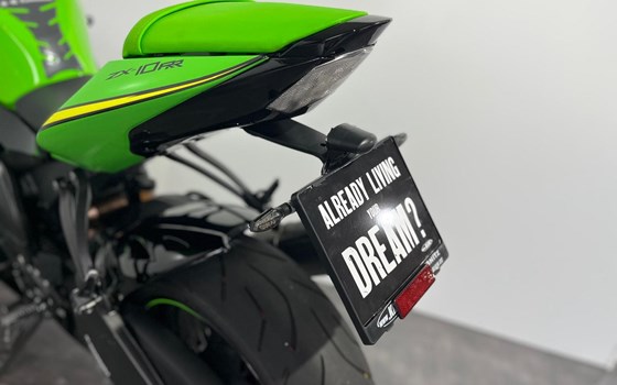 Gebrauchtmotorrad Kawasaki Ninja ZX-10R - Bild 6 Gebrauchtmotorrad Kawasaki Ninja ZX-10R - Bild 6
