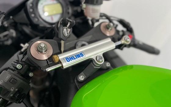 Gebrauchtmotorrad Kawasaki Ninja ZX-10R - Bild 5 Gebrauchtmotorrad Kawasaki Ninja ZX-10R - Bild 5