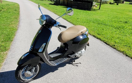 Gebrauchtmotorrad Vespa Primavera 50 4T - Bild 4 Gebrauchtmotorrad Vespa Primavera 50 4T - Bild 4