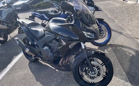 Gebrauchtmotorrad Honda CBR 1000 F - Bild 1