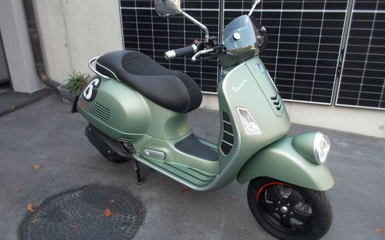 Gebrauchtmotorrad Vespa GTV 300 Special Edition Sei Giorni Euro4 - Bild 13 Gebrauchtmotorrad Vespa GTV 300 Special Edition Sei Giorni Euro4 - Bild 13