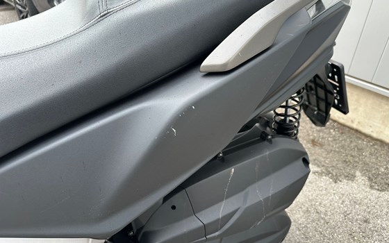 Gebrauchtmotorrad Kymco DT X360 350i ABS - Bild 6 Gebrauchtmotorrad Kymco DT X360 350i ABS - Bild 6