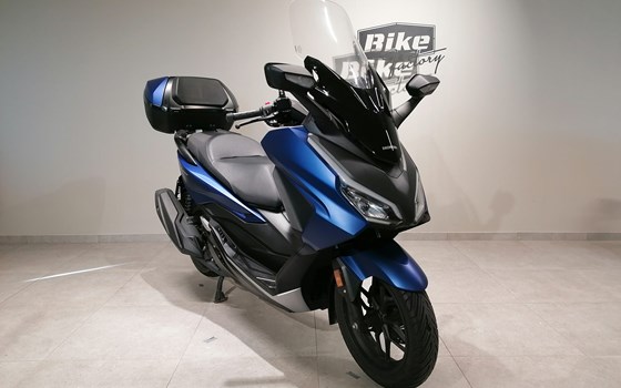 Gebrauchtmotorrad Honda Forza 350 - Bild 1 Gebrauchtmotorrad Honda Forza 350 - Bild 1