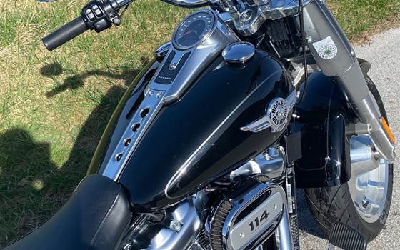 Gebrauchtmotorrad Harley-Davidson Softail Fat Boy 114 FLFBS - Bild 11 Gebrauchtmotorrad Harley-Davidson Softail Fat Boy 114 FLFBS - Bild 11