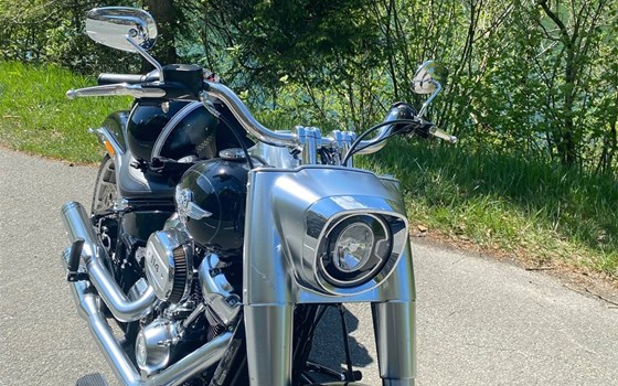 Gebrauchtmotorrad Harley-Davidson Softail Fat Boy 114 FLFBS - Bild 14 Gebrauchtmotorrad Harley-Davidson Softail Fat Boy 114 FLFBS - Bild 14
