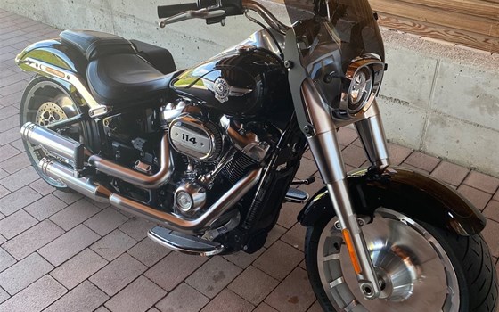 Gebrauchtmotorrad Harley-Davidson Softail Fat Boy 114 FLFBS - Bild 15 Gebrauchtmotorrad Harley-Davidson Softail Fat Boy 114 FLFBS - Bild 15