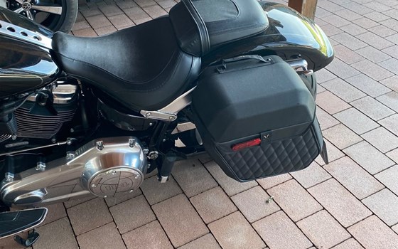 Gebrauchtmotorrad Harley-Davidson Softail Fat Boy 114 FLFBS - Bild 3 Gebrauchtmotorrad Harley-Davidson Softail Fat Boy 114 FLFBS - Bild 3