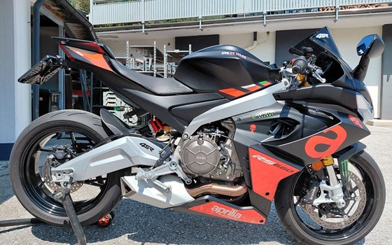 Gebrauchtmotorrad Aprilia RS 660 - Bild 4 Gebrauchtmotorrad Aprilia RS 660 - Bild 4