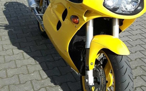 Gebrauchtmotorrad Suzuki GSX-R 1100 - Bild 2