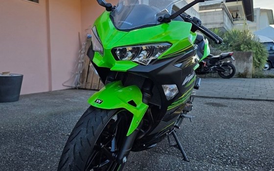 Motorrad Occasion Kawasaki Ninja 400 - Bild 1