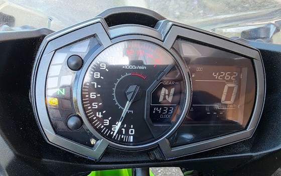 Motorrad Occasion Kawasaki Ninja 400 - Bild 5