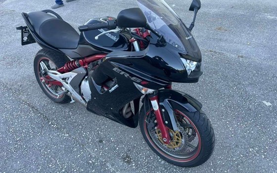 Gebrauchtmotorrad Kawasaki ER-6f - Bild 4