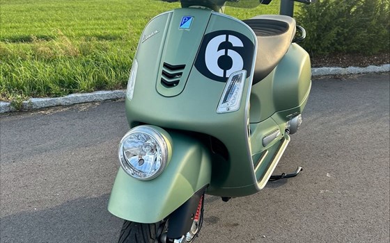 Gebrauchtmotorrad Vespa GTV 300 Special Edition Sei Giorni Euro4 - Bild 1 Gebrauchtmotorrad Vespa GTV 300 Special Edition Sei Giorni Euro4 - Bild 1