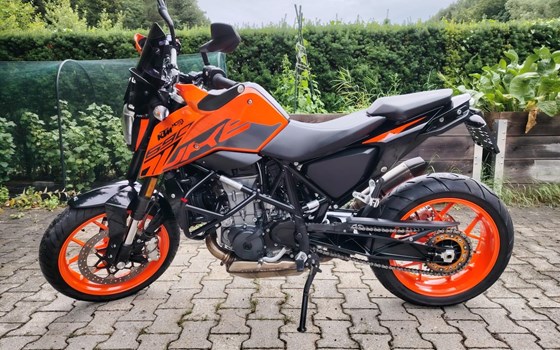 Gebrauchtmotorrad KTM 690 Duke - Bild 1 Gebrauchtmotorrad KTM 690 Duke - Bild 1