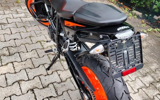 Gebrauchtmotorrad KTM 690 Duke - Bild 3 Gebrauchtmotorrad KTM 690 Duke - Bild 3