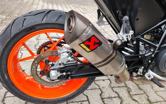 Gebrauchtmotorrad KTM 690 Duke - Bild 8 Gebrauchtmotorrad KTM 690 Duke - Bild 8