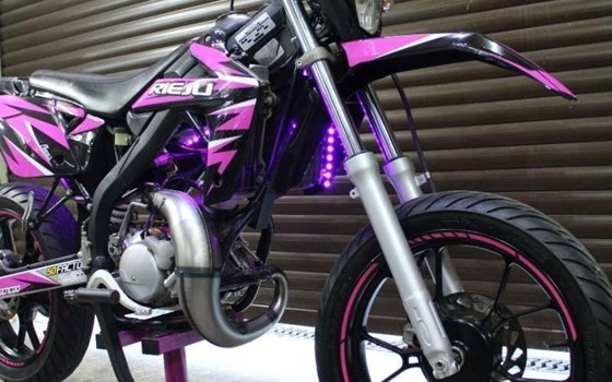 Gebrauchtmotorrad Rieju MRT 50 SM - Bild 10 Gebrauchtmotorrad Rieju MRT 50 SM - Bild 10