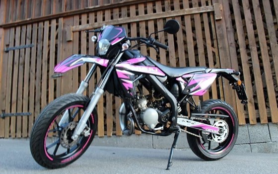 Gebrauchtmotorrad Rieju MRT 50 SM - Bild 2 Gebrauchtmotorrad Rieju MRT 50 SM - Bild 2