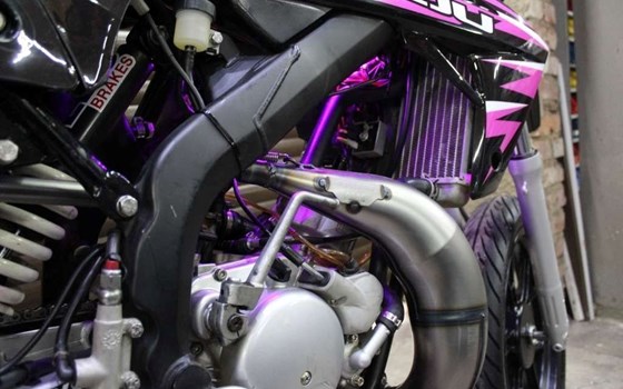 Gebrauchtmotorrad Rieju MRT 50 SM - Bild 8 Gebrauchtmotorrad Rieju MRT 50 SM - Bild 8